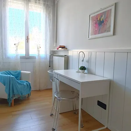Apartment Piazza Hortis Studio *