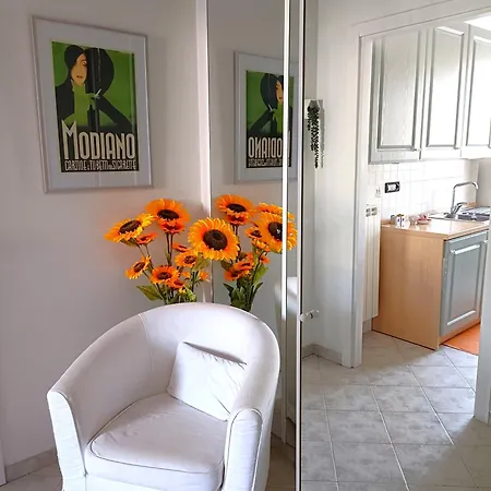 Piazza Hortis Studio * Trieste